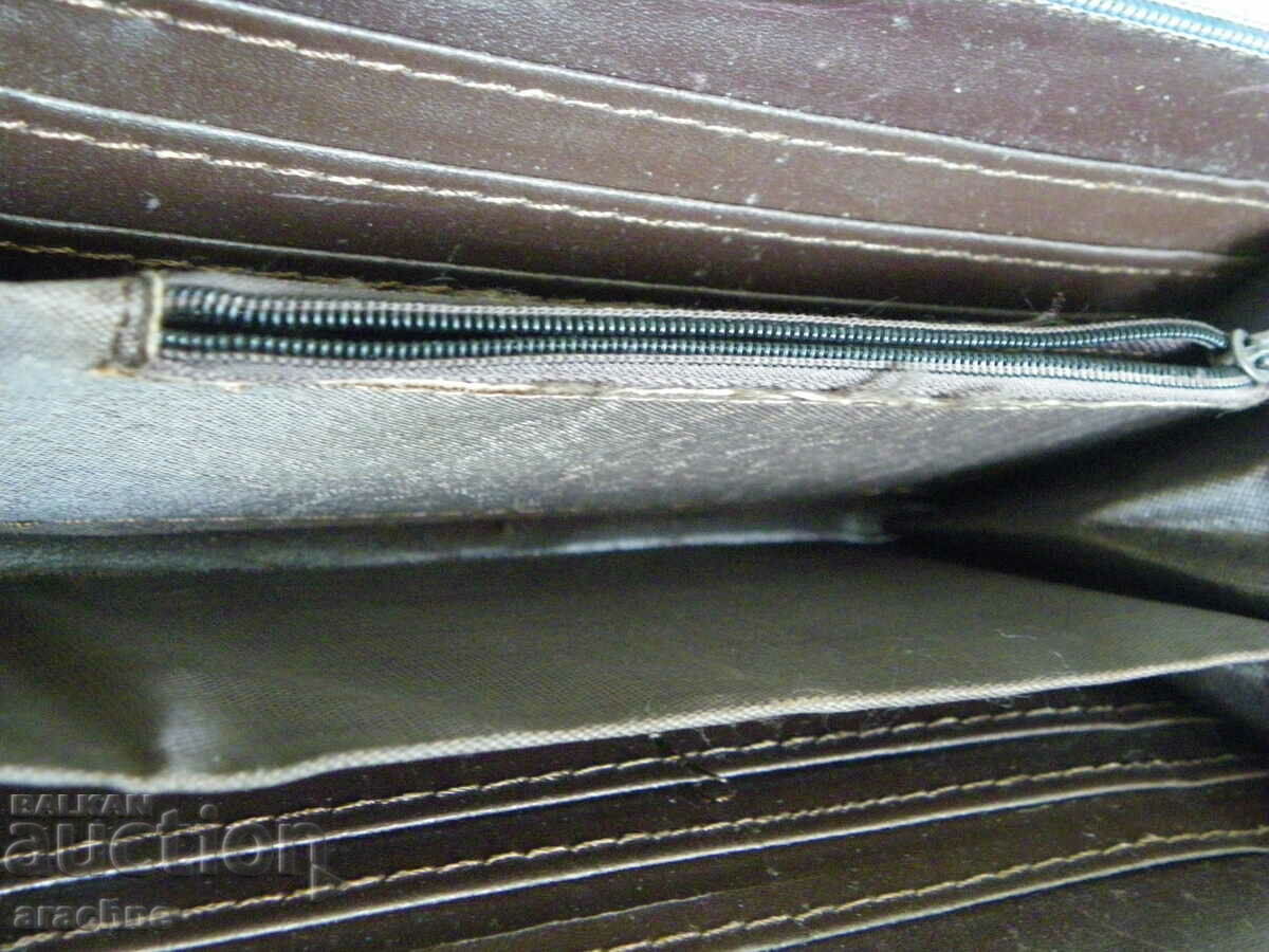 Auction Ostrich leather wallet Auction Ostrich leather wallet