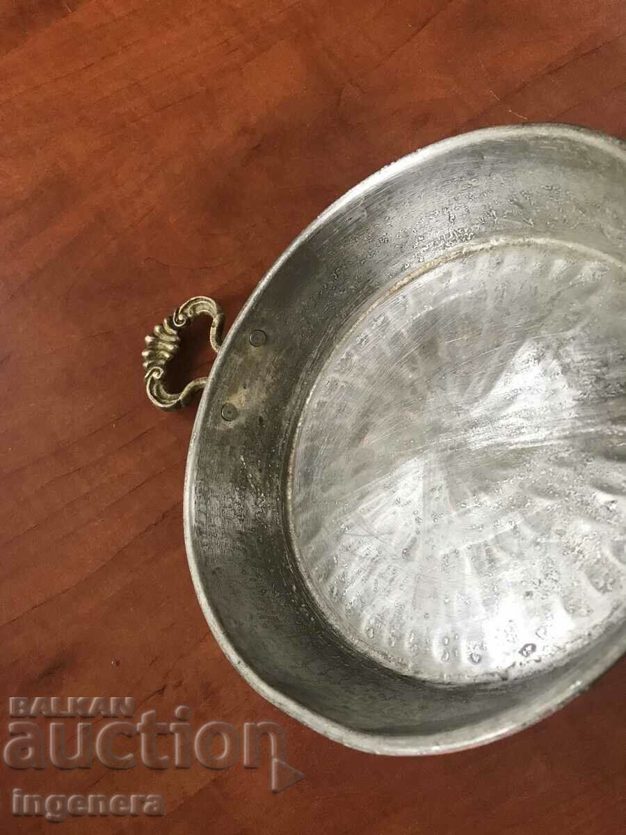 HONEY COPPER BAKE PAN ANTIQUE BREAD DISH - 6 HONEY COPPER BAKE PAN ANTIQUE BREAD DISH - 6