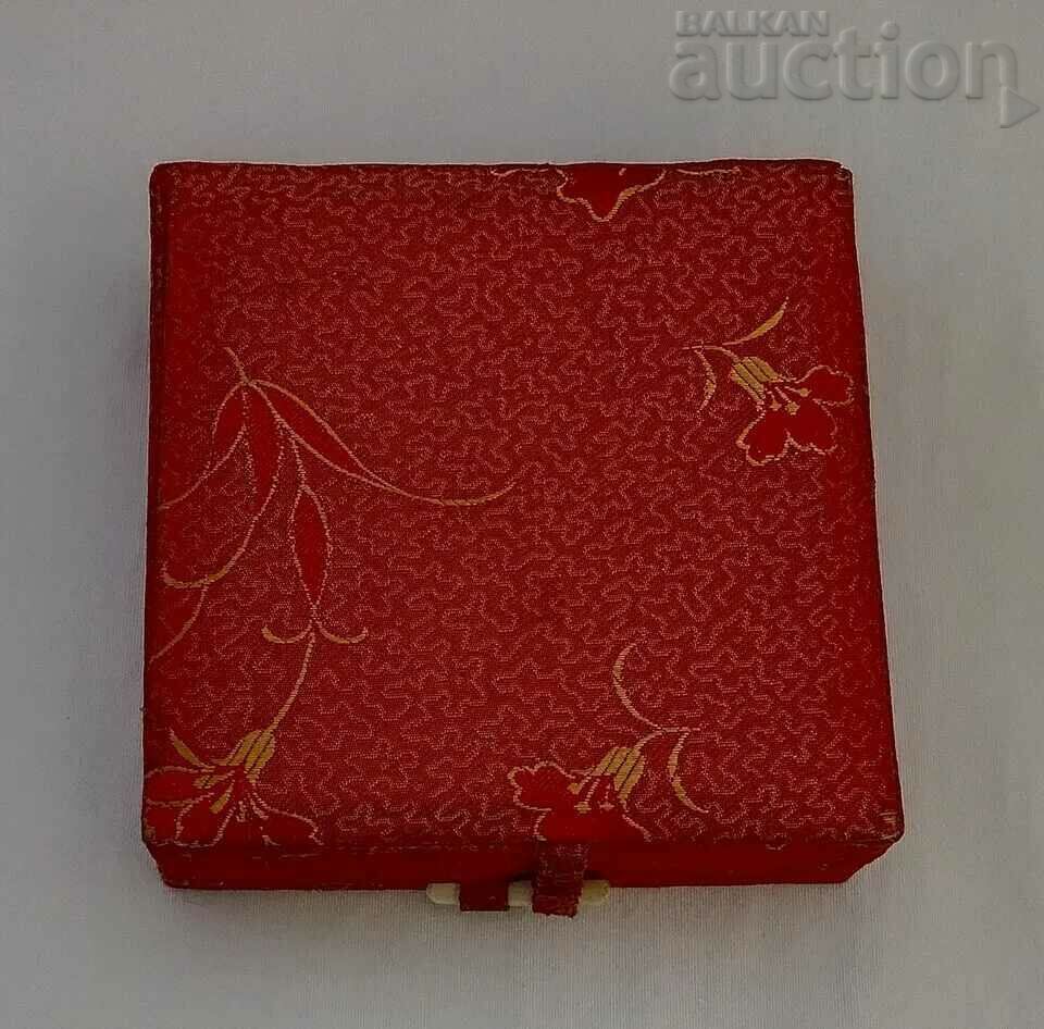 Delivery of CHINESE LUNAR YEAR OF THE TIGER ZODIAC MEDAL PLAQUE BRASS Delivery of CHINESE LUNAR YEAR OF THE TIGER ZODIAC MEDAL PLAQUE BRASS