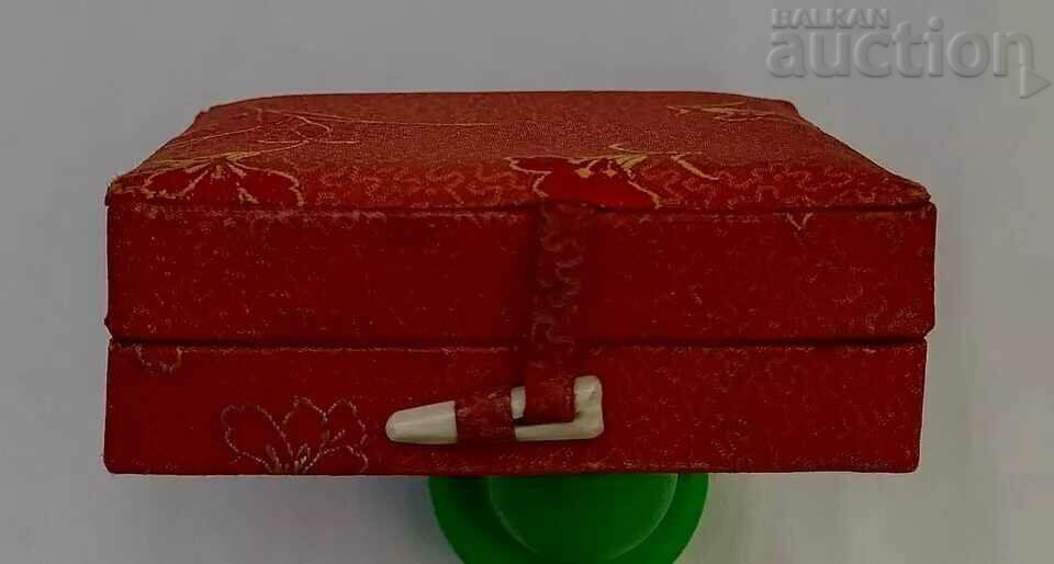 CHINESE LUNAR YEAR OF THE TIGER ZODIAC MEDAL PLAQUE BRASS - 5 CHINESE LUNAR YEAR OF THE TIGER ZODIAC MEDAL PLAQUE BRASS - 5