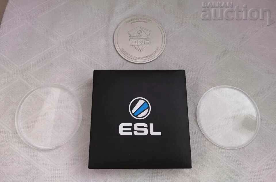 ESL GERMANY HAMBURG COMPUTER GAMES COMPANY MEDAL with price 30.00 BGN | € 15.34