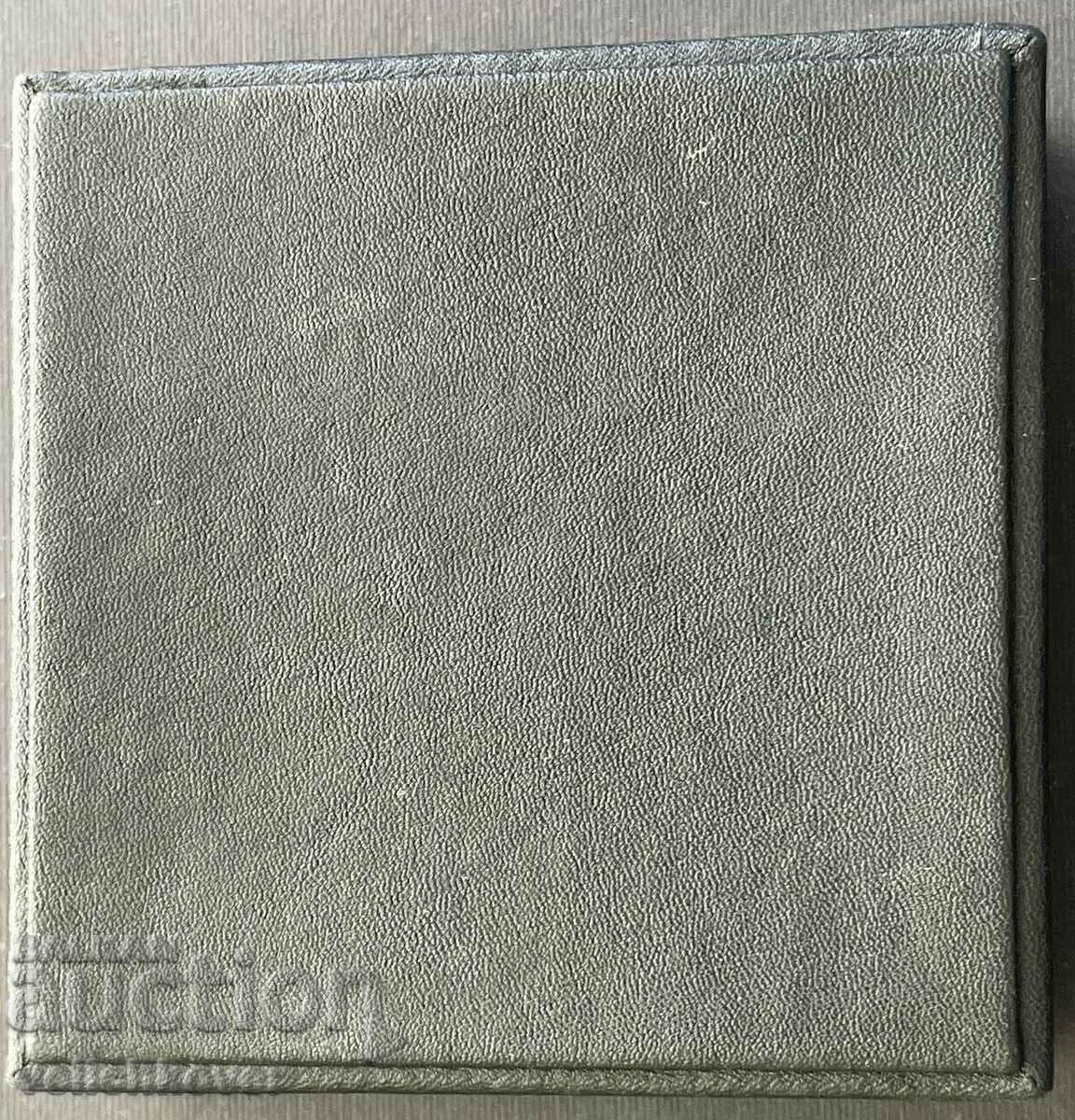 Auction  37228 Bulgaria military plaque General Staff of the Army