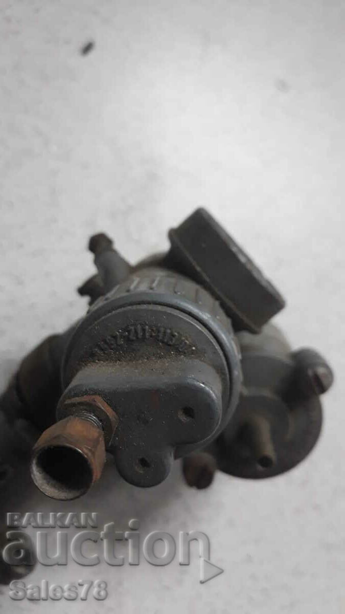 Δημοπρασία Καρμπυρατέρ για MZ Δημοπρασία Καρμπυρατέρ για MZ