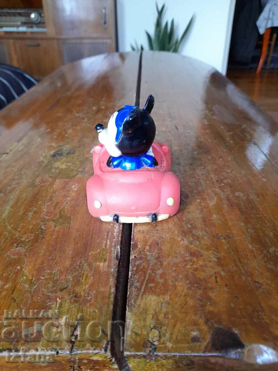 Delivery of Old car, Mickey Mouse stroller Delivery of Old car, Mickey Mouse stroller