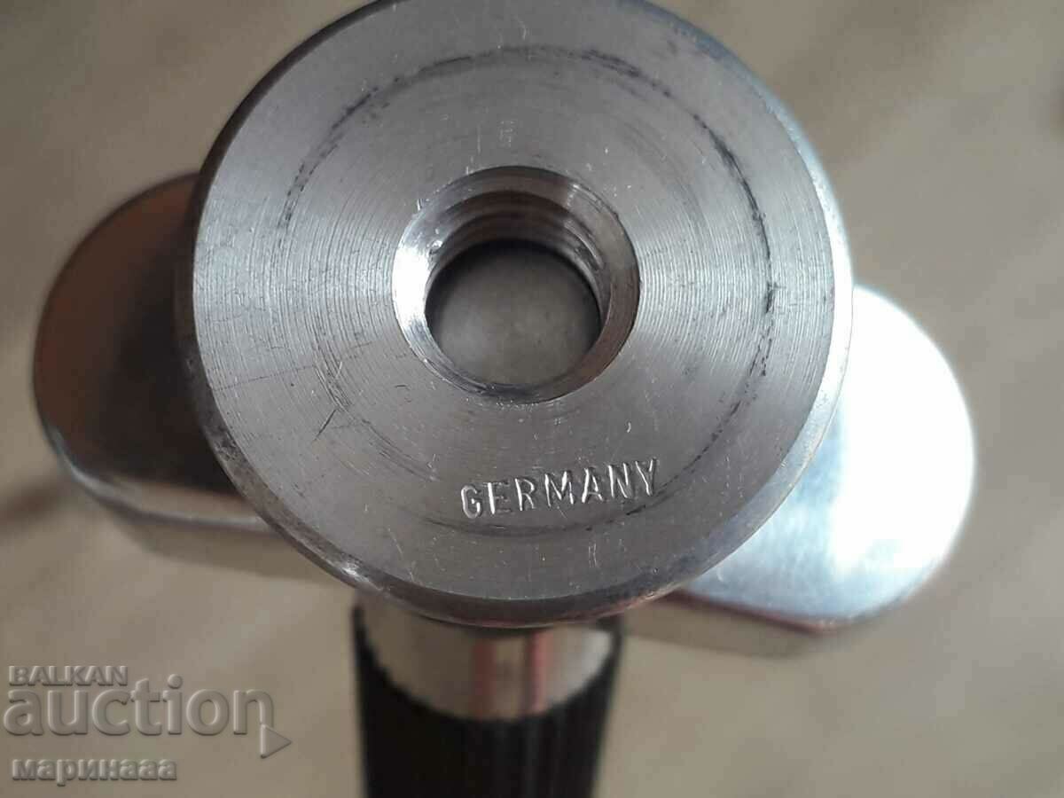 Delivery of OLD BRASS CAMERA TRIPOD. GERMANY Delivery of OLD BRASS CAMERA TRIPOD. GERMANY