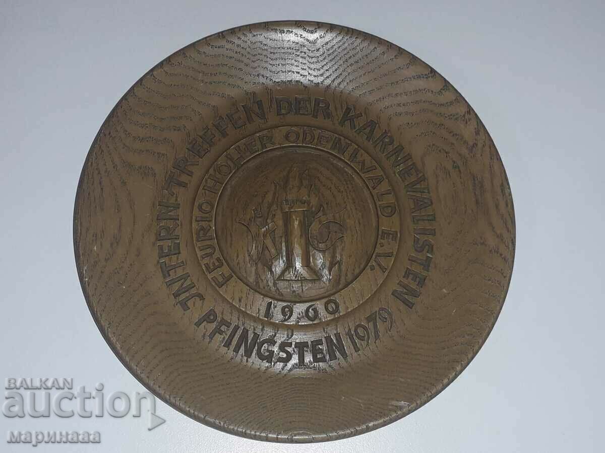 ΜΑΖΙΚΗ ΠΛΑΚΑ ΤΟΙΧΟΥ. ΔΕΝΤΡΟ. ΓΕΡΜΑΝΙΑ ΜΑΖΙΚΗ ΠΛΑΚΑ ΤΟΙΧΟΥ. ΔΕΝΤΡΟ. ΓΕΡΜΑΝΙΑ