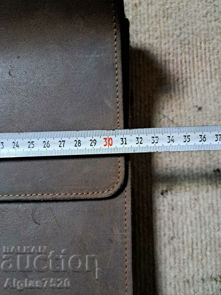 Auction  Italian leather bag/genuine leather/"CESARE PICCINI"