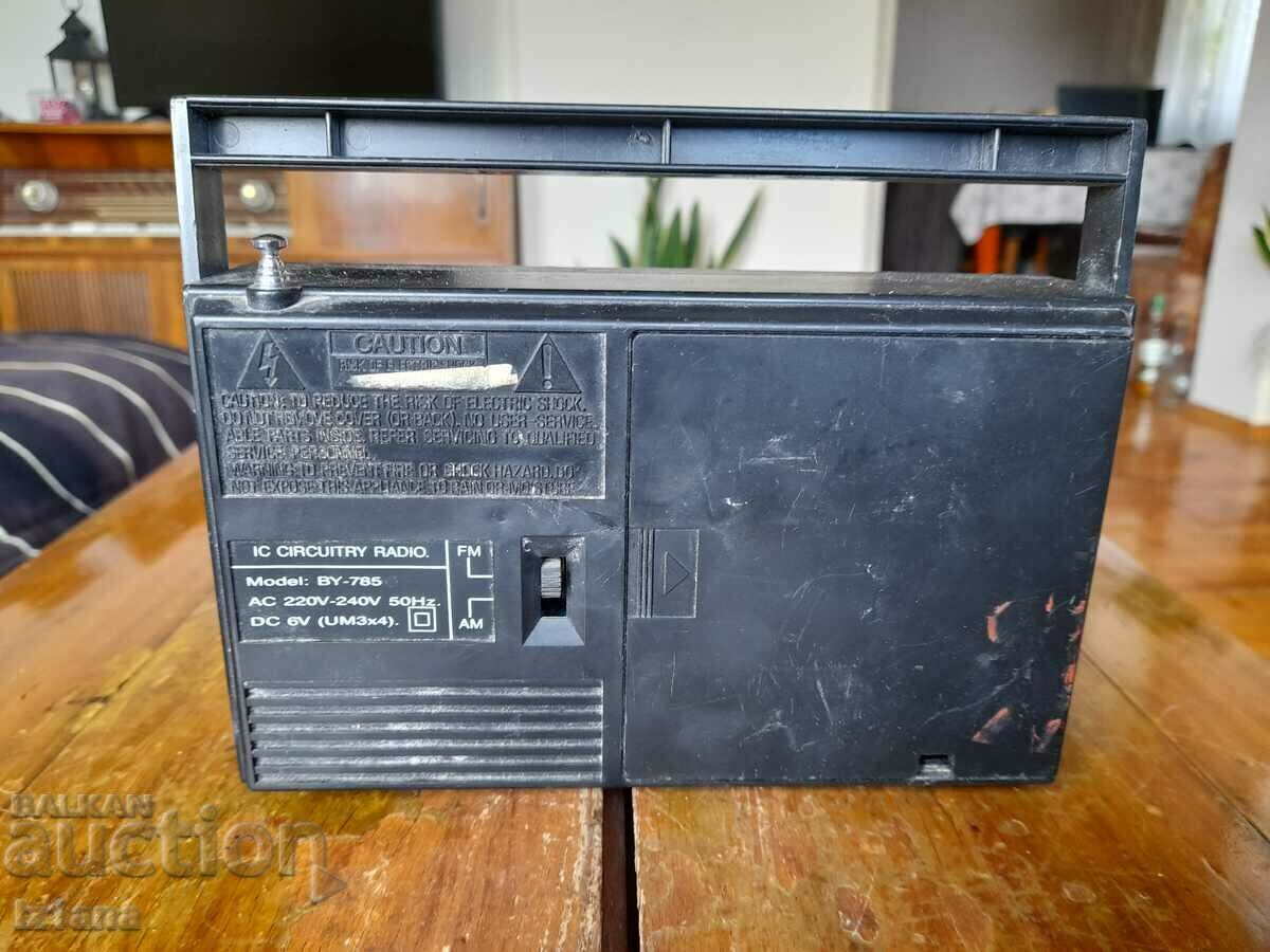 Auction Old radio, radio Silver Auction Old radio, radio Silver