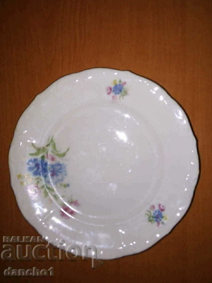 Auction  A plate