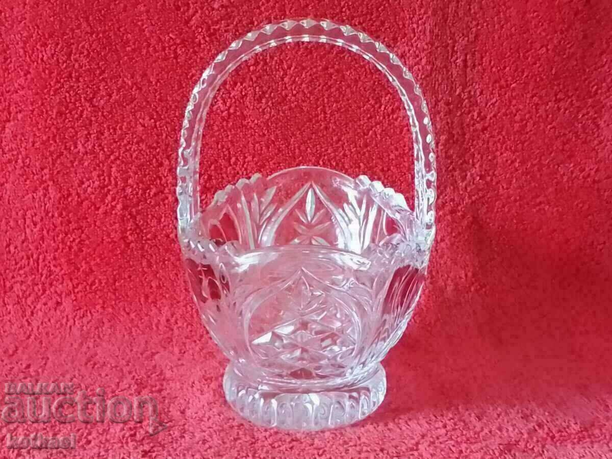 Παράδοση Παλιό κρυστάλλινο μασίφ καλάθι μπολ κόκκινα λουλούδια Βοημία Παράδοση Παλιό κρυστάλλινο μασίφ καλάθι μπολ κόκκινα λουλούδια Βοημία