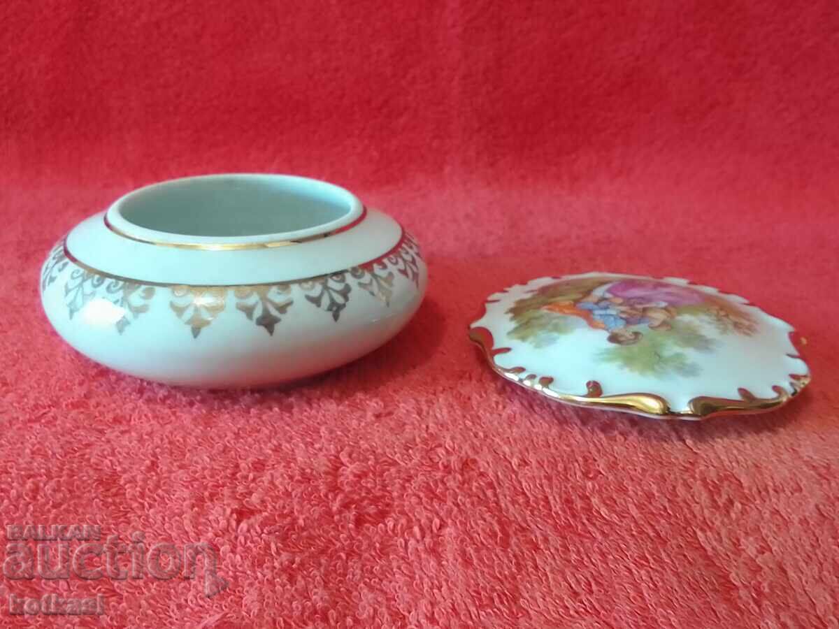 Old porcelain jewelry box gilt drawing author marks - 5