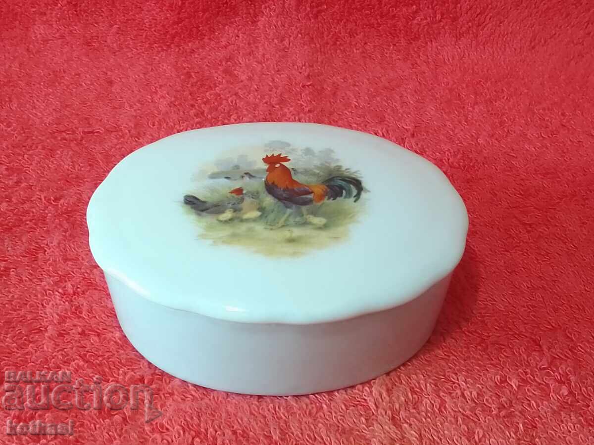 Old porcelain jewelry box marked design Rooster with price 85.50 BGN | € 43.72 Old porcelain jewelry box marked design Rooster with price 85.50 BGN | € 43.72