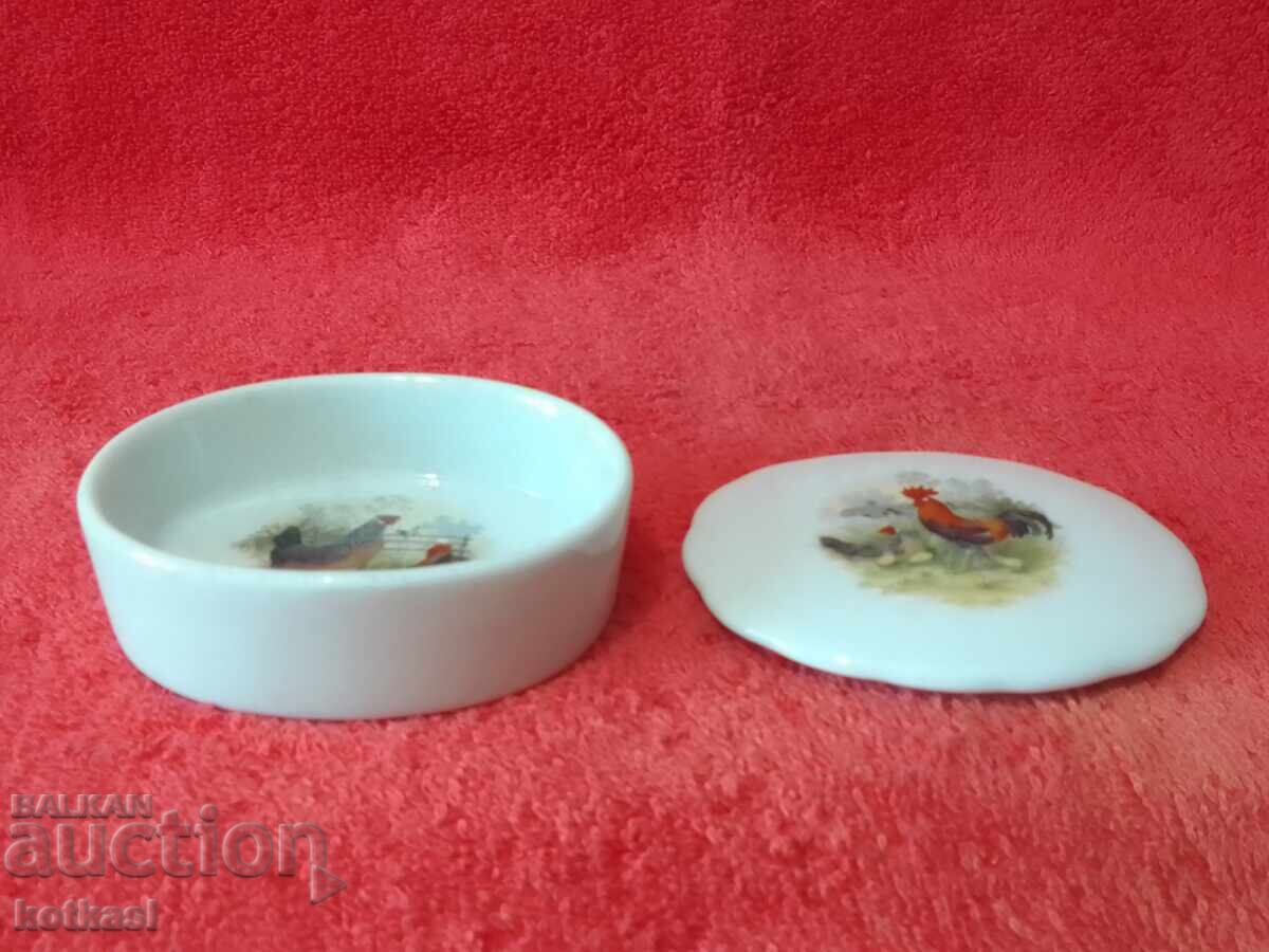 Old porcelain jewelry box marked design Rooster Old porcelain jewelry box marked design Rooster