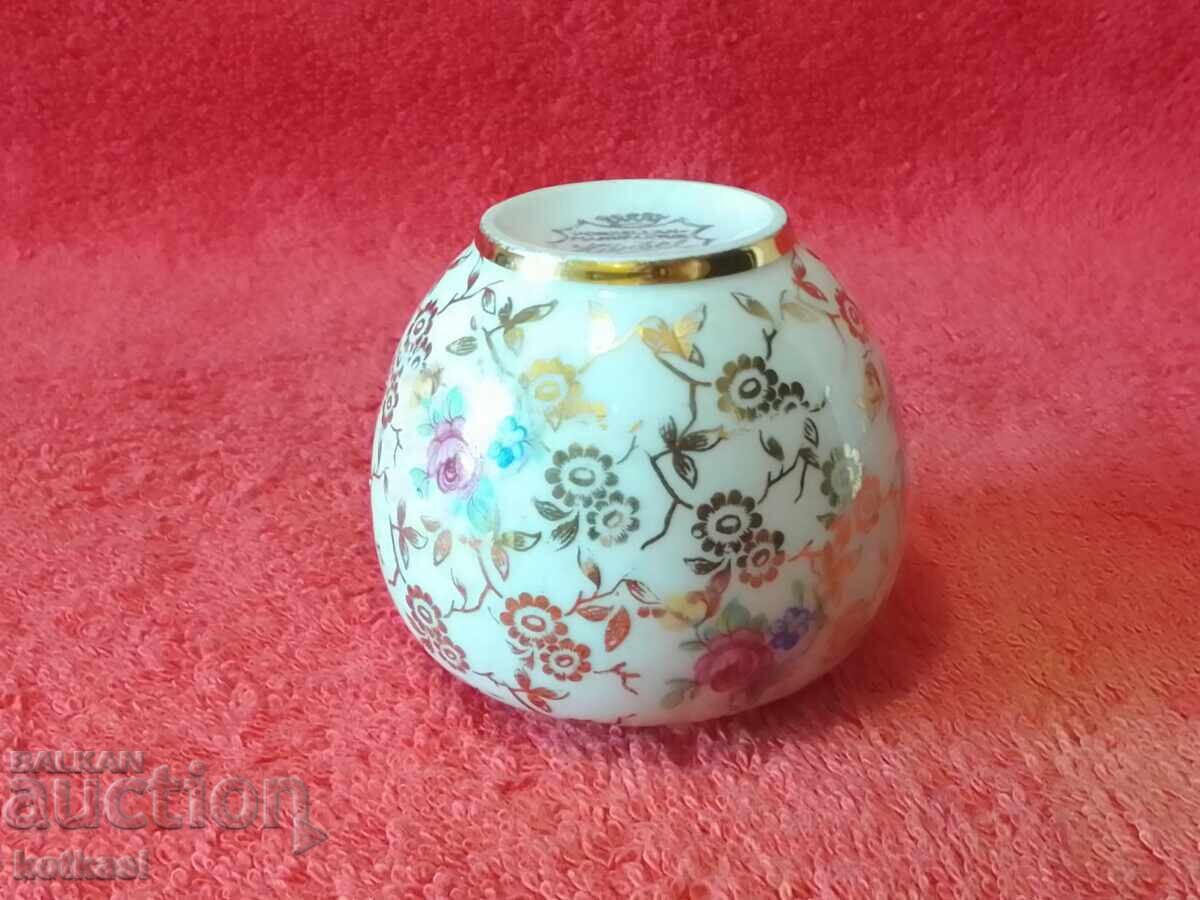 Delivery of Old porcelain small vase marked Germany gold gilding flowers Delivery of Old porcelain small vase marked Germany gold gilding flowers