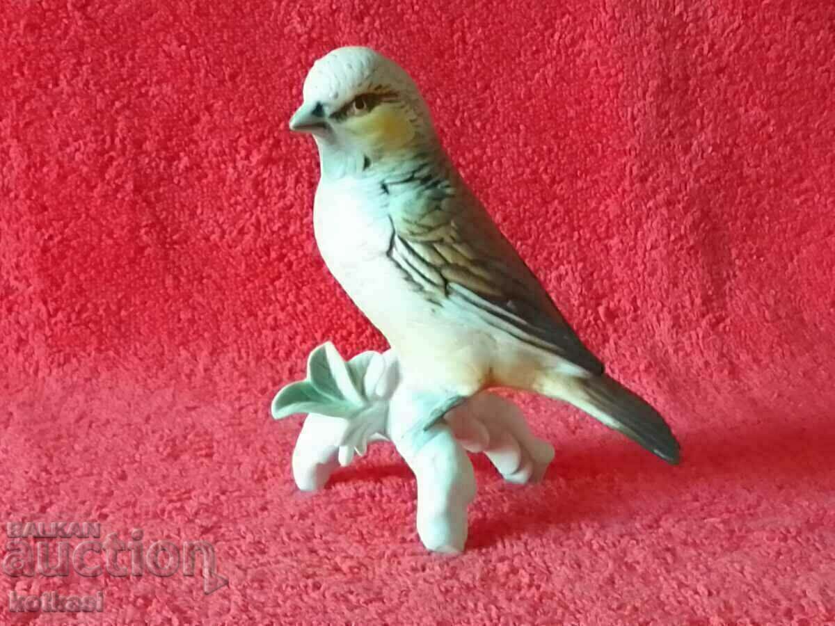 Old porcelain figure Germany Bird Sparrow Karl Ens with price 235.50 BGN | € 120.41 Old porcelain figure Germany Bird Sparrow Karl Ens with price 235.50 BGN | € 120.41
