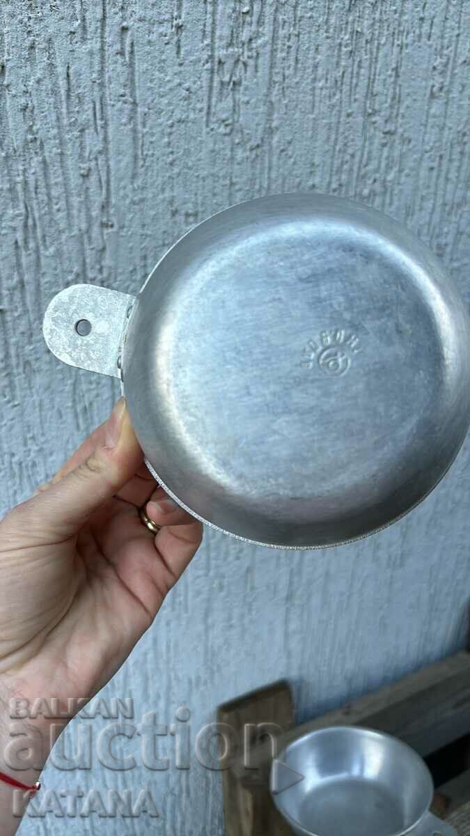 Aluminum military jug with price 15.00 BGN | € 7.67 Aluminum military jug with price 15.00 BGN | € 7.67