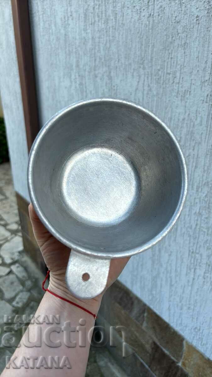 Delivery of Aluminum military jug Delivery of Aluminum military jug