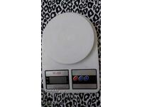 Electronic kitchen scale up to 10 kg
