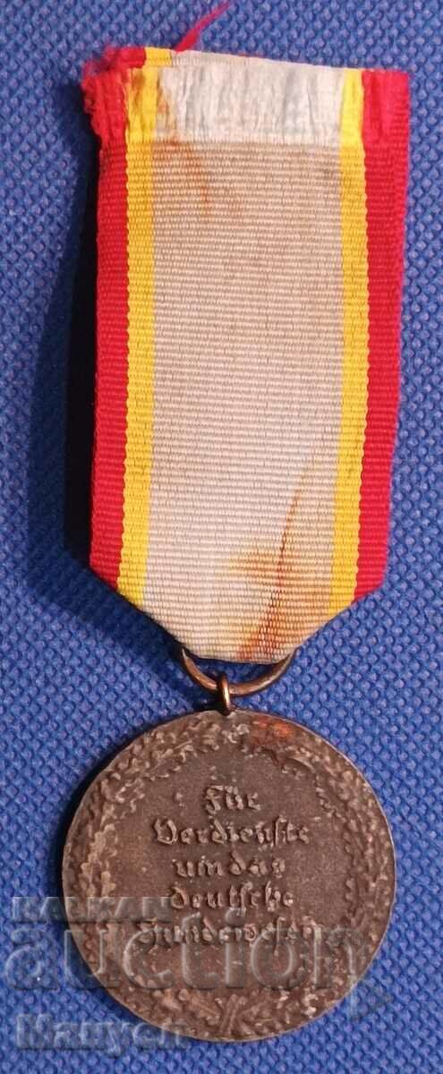 Delivery of Medal of the Third Reich, for the commanders. Delivery of Medal of the Third Reich, for the commanders.