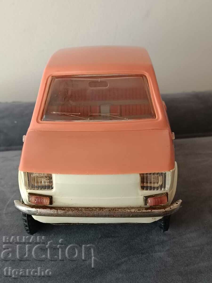 Παλιό πολωνικό καρότσι Fiat