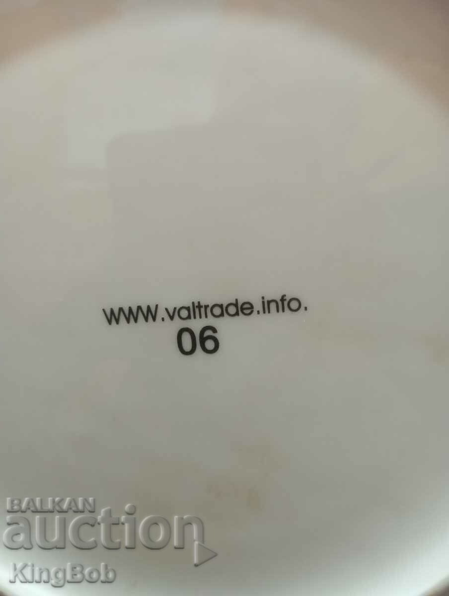 WALL PLATE "FOLK COSTUMES FROM BULGARIA" - 5