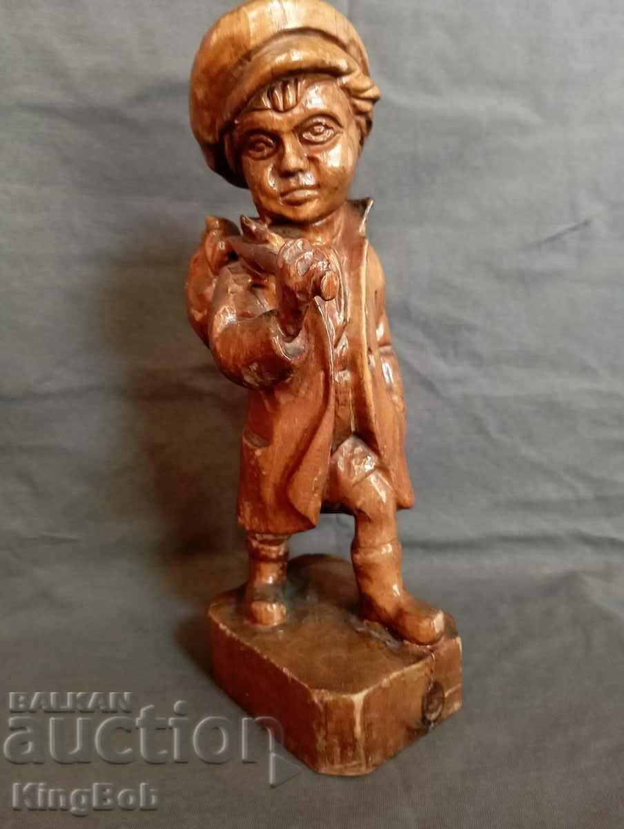 EXCITING TALL VINTAGE WOODEN FIGURE "GAVROCHE"