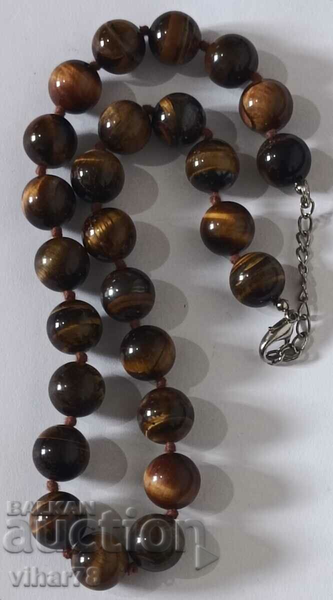 Un colier - 5 Un colier - 5