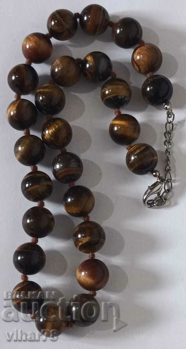 Un colier - 7 Un colier - 7