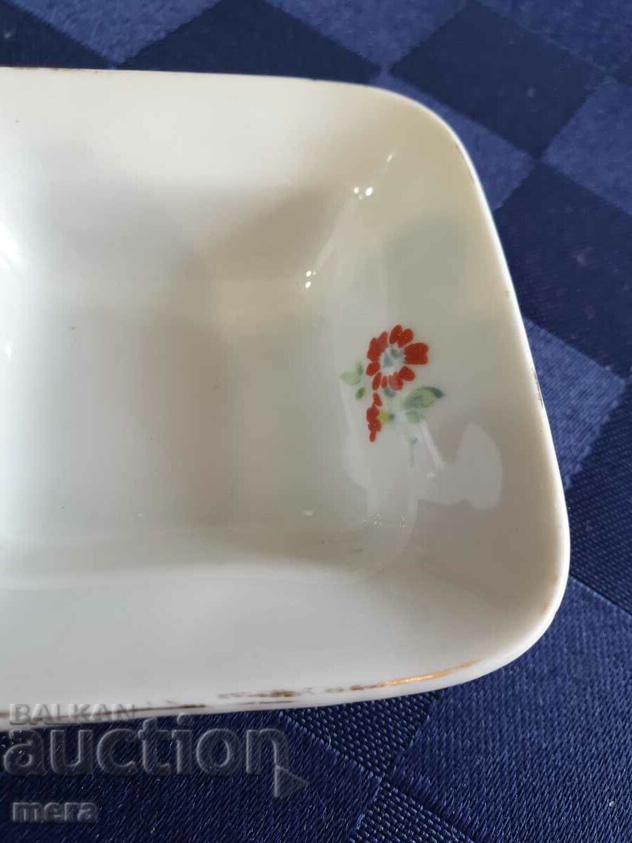 Delivery of Porcelain salt shaker - "Kitka" - Novi Pazar Delivery of Porcelain salt shaker - "Kitka" - Novi Pazar