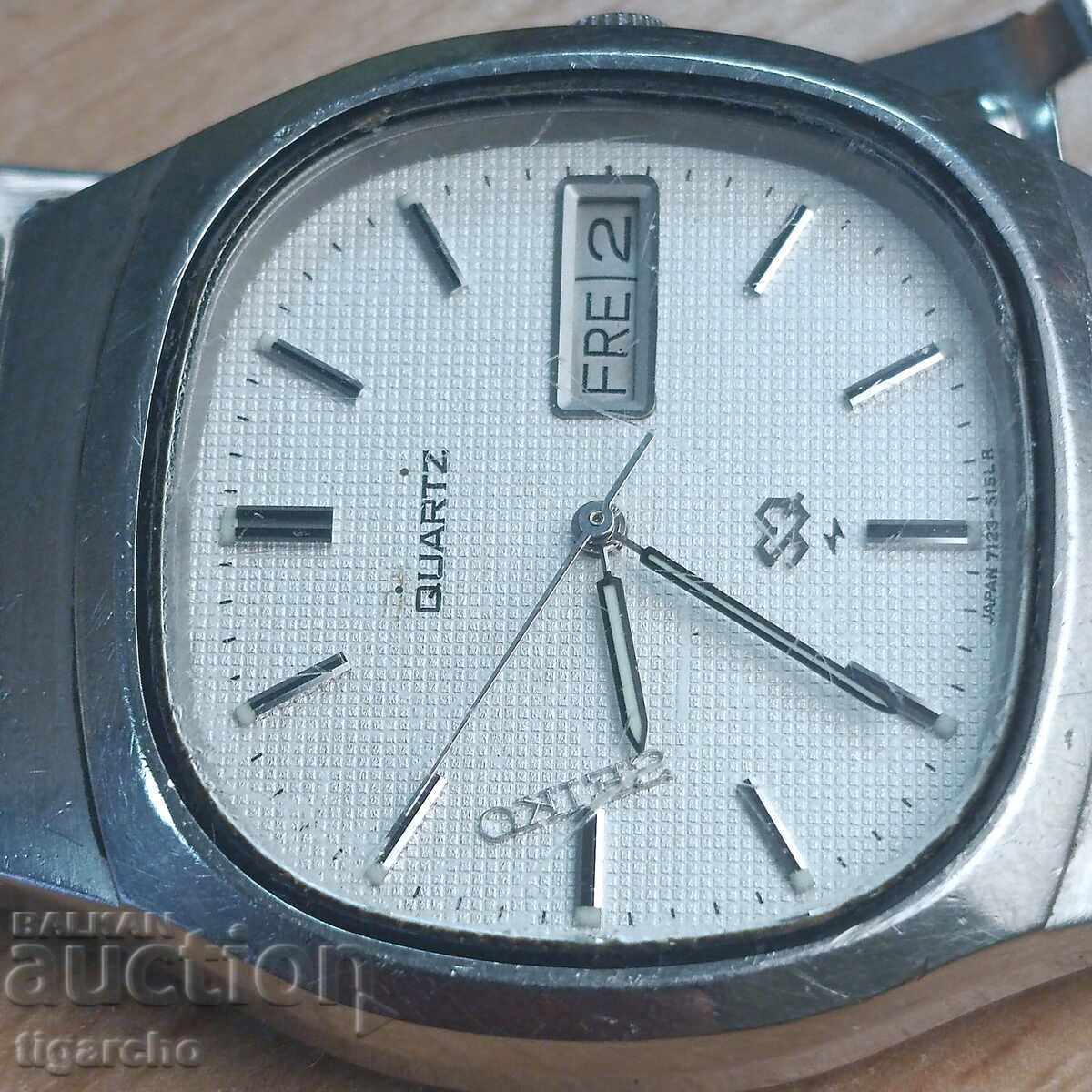 Seiko quartz watch with price 30.00 BGN | € 15.34 Seiko quartz watch with price 30.00 BGN | € 15.34
