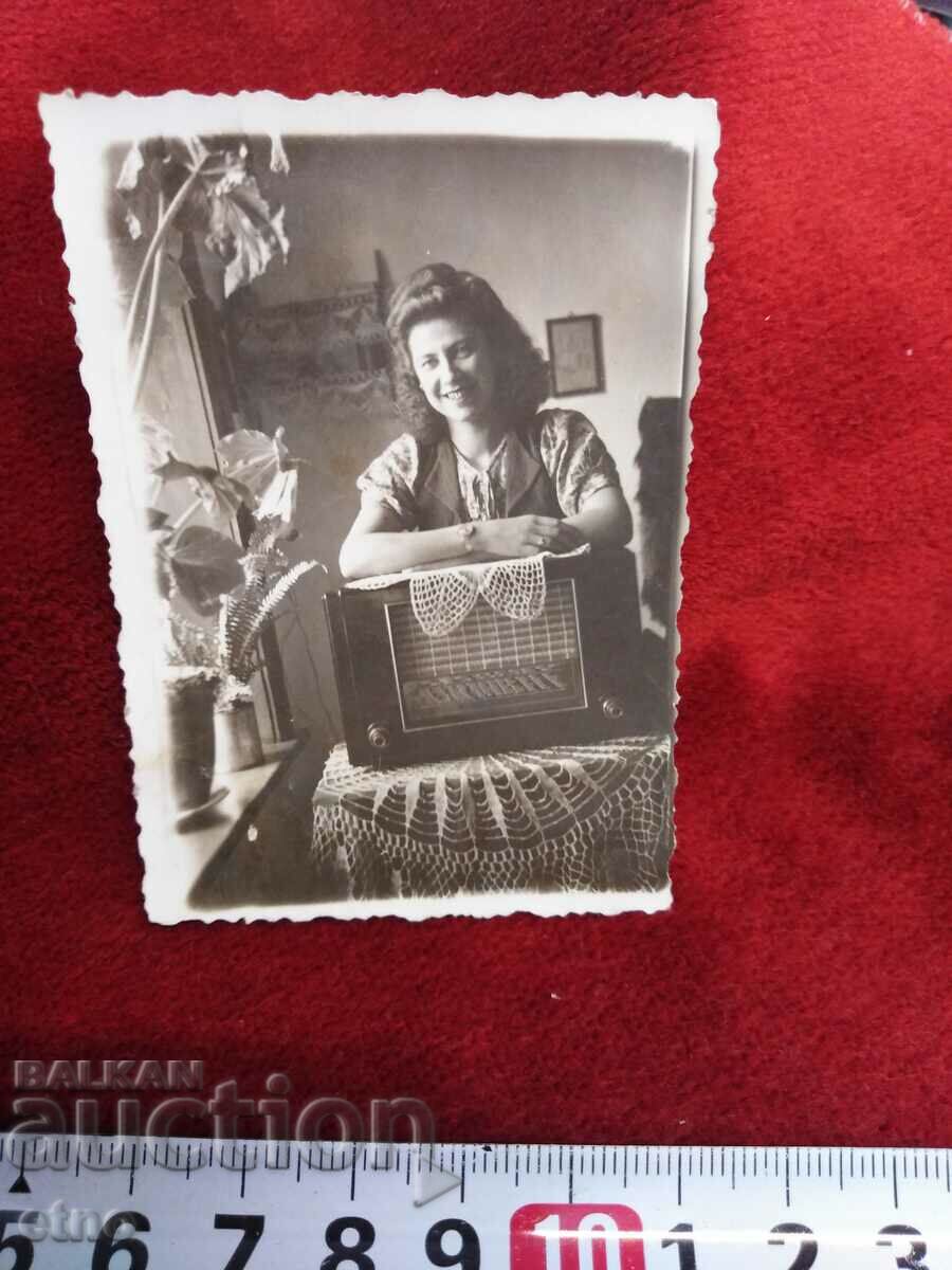 ROYAL PHOTO - radio with price 10.00 BGN | € 5.11 ROYAL PHOTO - radio with price 10.00 BGN | € 5.11