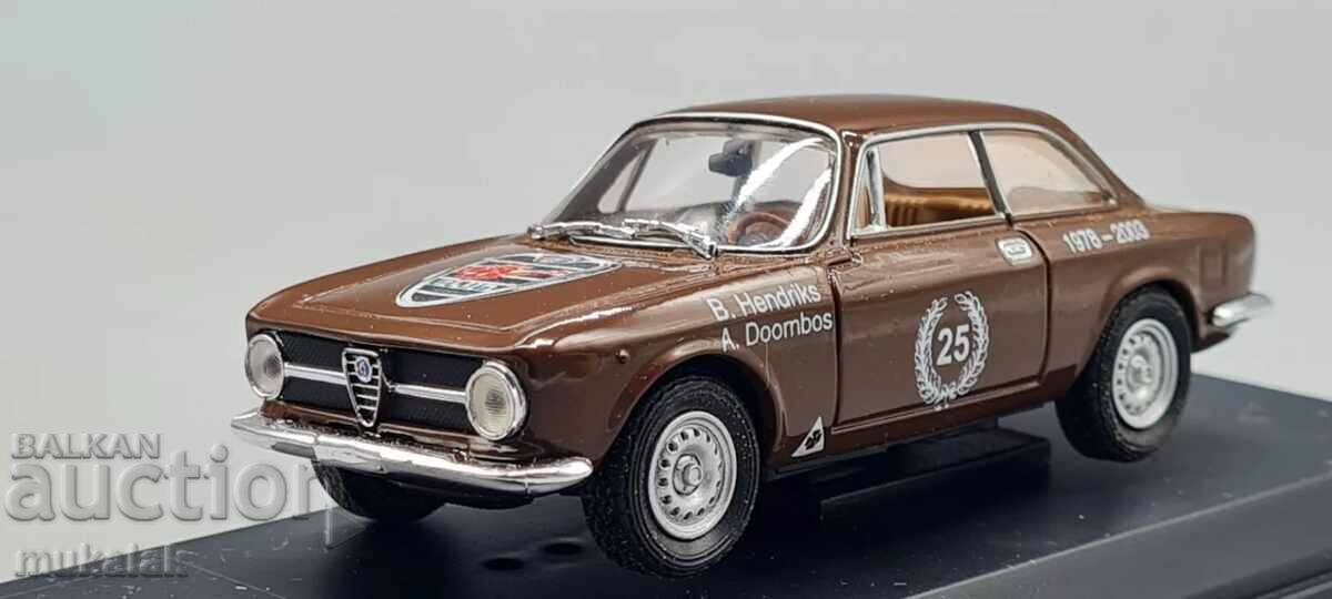 1:43 Solido Alfa Romeo 1300 Junior Coupe MODEL RALLY