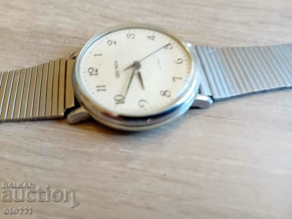 CLOCK SECOND - 5 CLOCK SECOND - 5