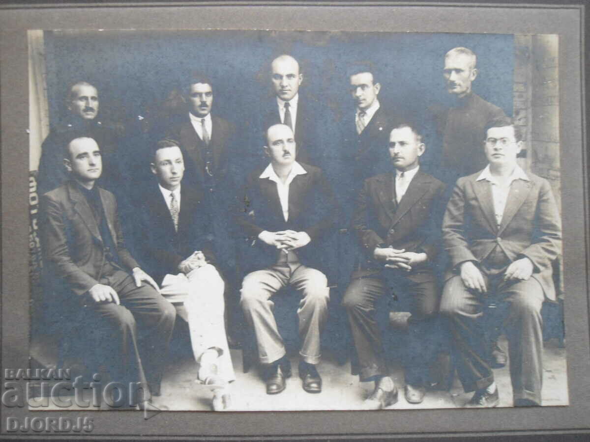 Παλιά φωτογραφία, χαρτόνι με τιμή 5.00 BGN | € 2.56 Παλιά φωτογραφία, χαρτόνι με τιμή 5.00 BGN | € 2.56