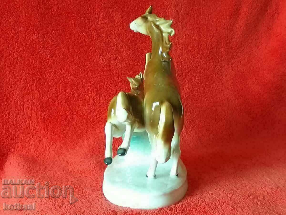 Παλιά πορσελάνινη φιγούρα Pair of Horses Stallion Mustang GDR - 5 Παλιά πορσελάνινη φιγούρα Pair of Horses Stallion Mustang GDR - 5
