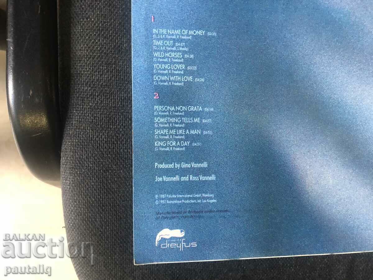 Auction  GINO VANELLI