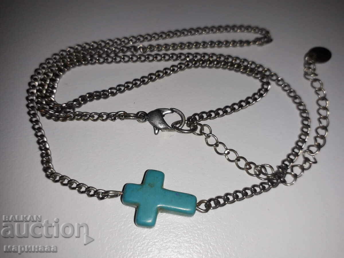 TURQUOISE NECKLACE