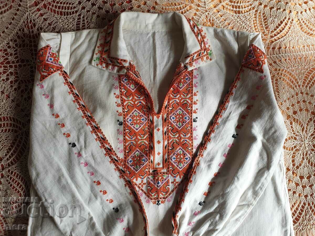 Auction Youth/men's/folk costume shirt Auction Youth/men's/folk costume shirt