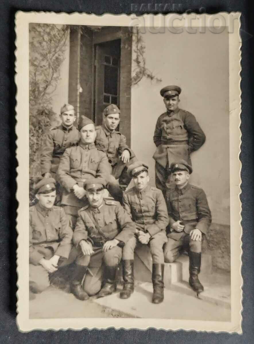 България Стара снимка фотография на група войници и офицери