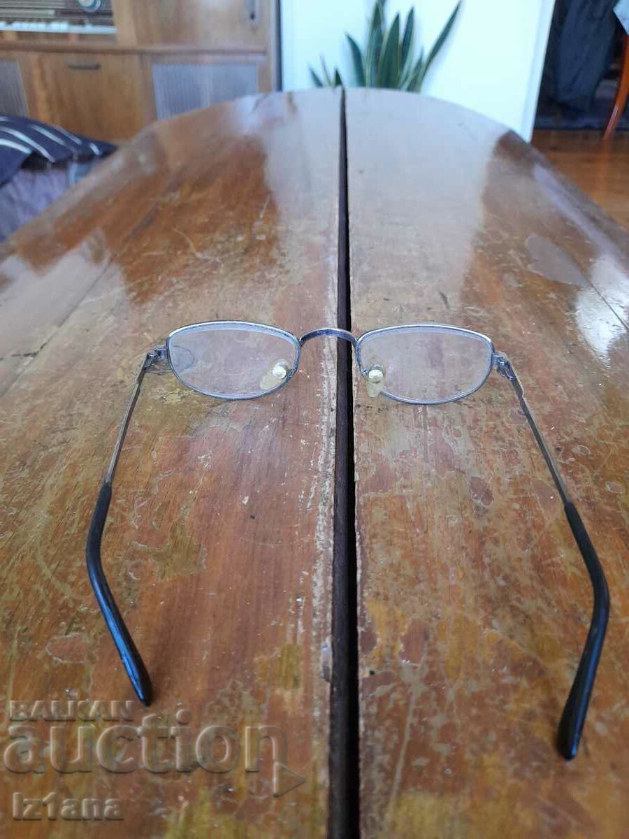 Delivery of Old prescription glasses