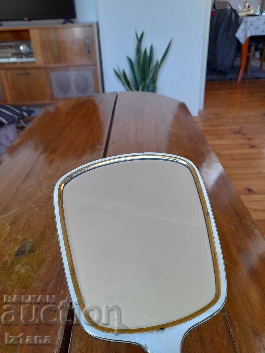 Old mirror, mirror with price 37.00 BGN | € 18.92 Old mirror, mirror with price 37.00 BGN | € 18.92
