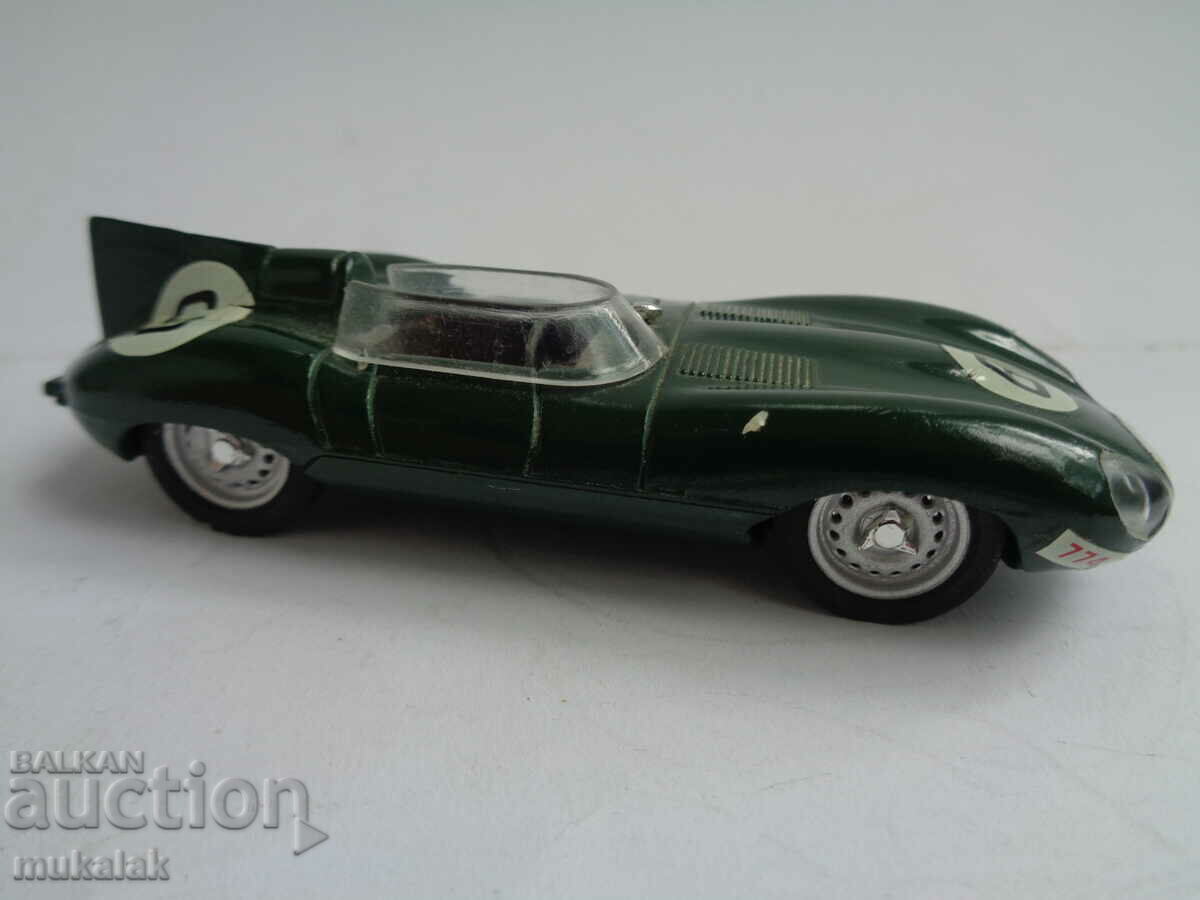 Auction  1:43 BRUMM JAGUAR D TYPE TROLLEY TOY MODEL