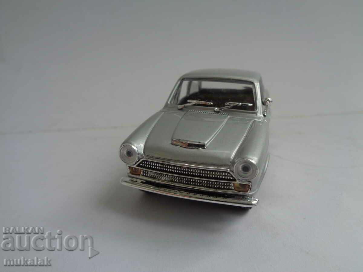1:43 SOLIDO FORD CORTINA КОЛИЧКА ИГРАЧКА МОДЕЛ с цена 30.00 лв. | € 15.34 1:43 SOLIDO FORD CORTINA КОЛИЧКА ИГРАЧКА МОДЕЛ с цена 30.00 лв. | € 15.34