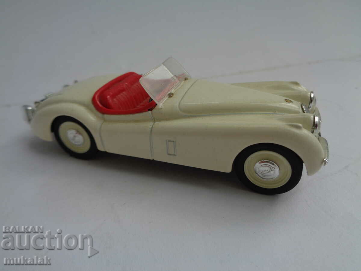 Licitație 1:43 BRUMM JAGUAR TROLLEY JUCĂRIE MODEL