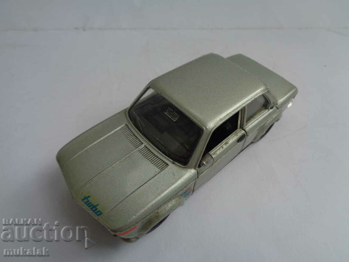 1:43 SOLIDO BMW 2002 TURBO CAR TOY MODEL - 5 1:43 SOLIDO BMW 2002 TURBO CAR TOY MODEL - 5