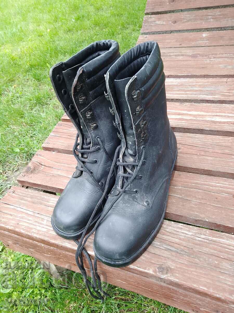 Cuban boots, combat boots
