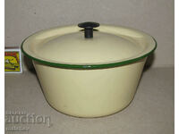 Small enamel pot with lid pot china excellent