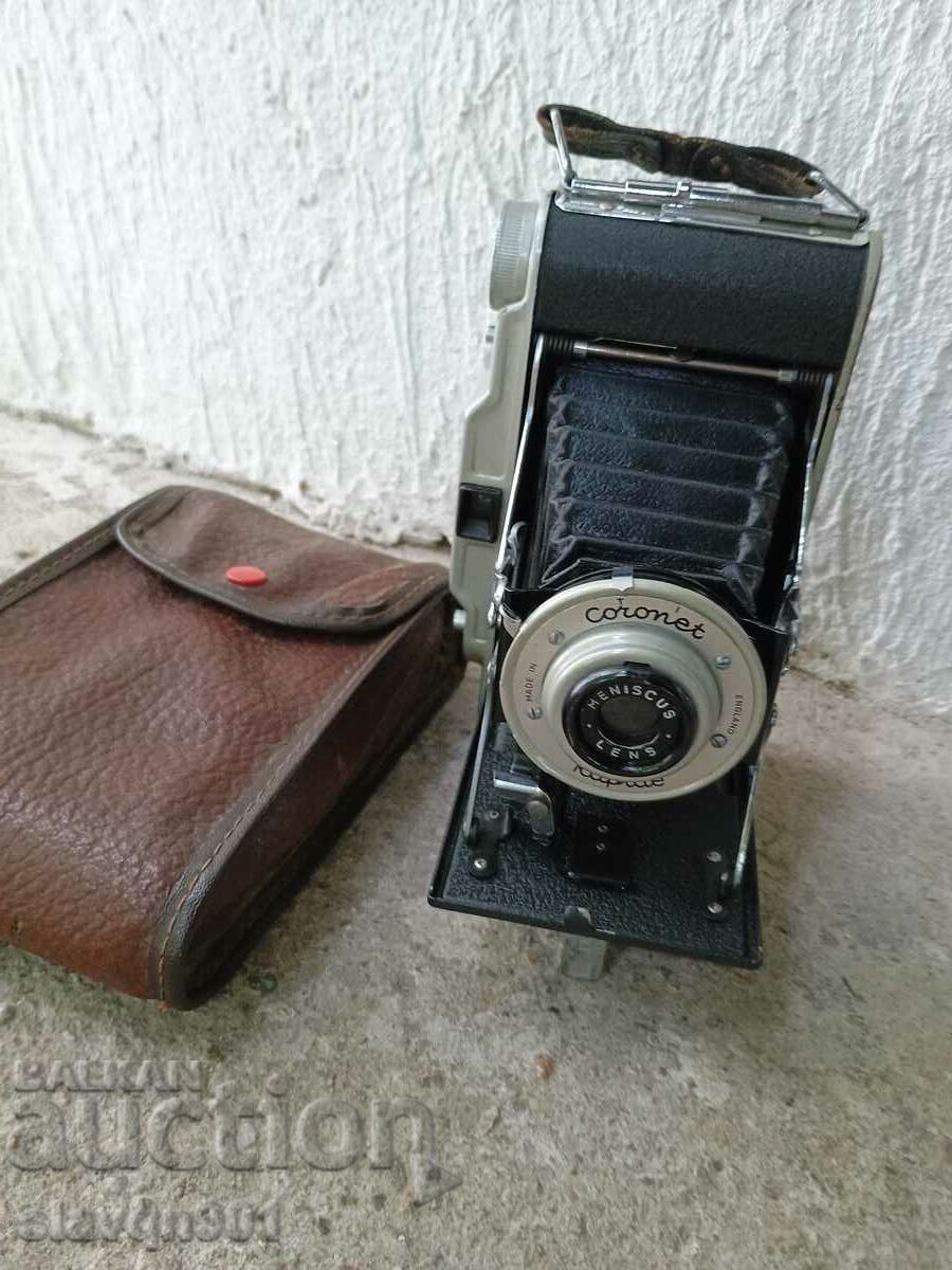 A bellows camera