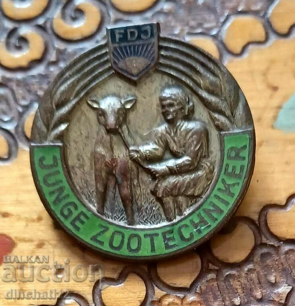 Delivery of Agriculture. FDJ JUNGE ZOOTECHNIKER. Animal husbandry Delivery of Agriculture. FDJ JUNGE ZOOTECHNIKER. Animal husbandry