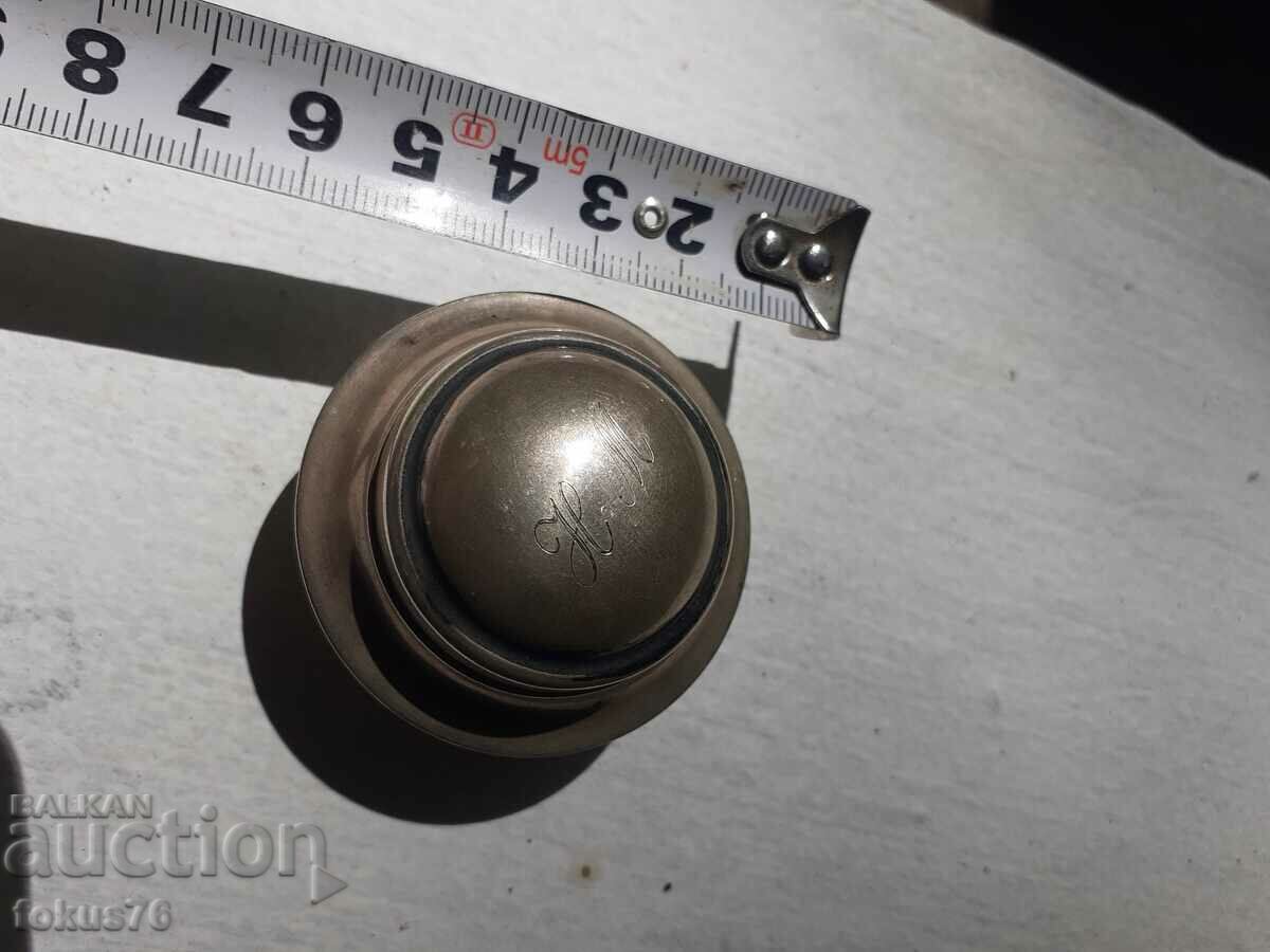 Малка сребърна кутийка предполагам мастилница - 5 Малка сребърна кутийка предполагам мастилница - 5